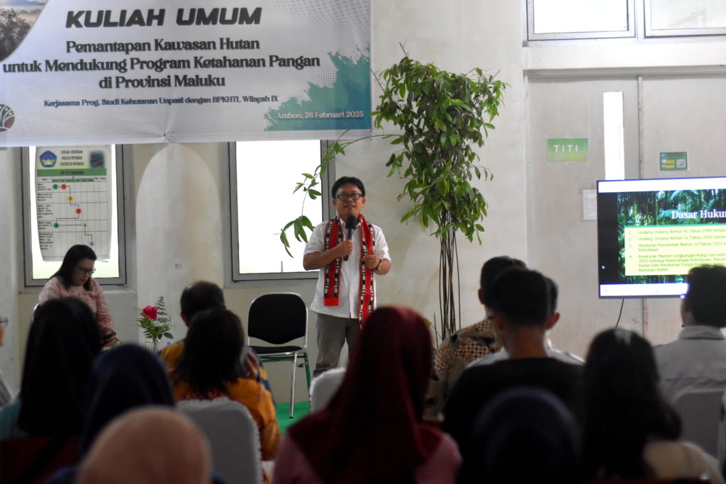Pemantapan Kawasan Hutan untuk Ketahanan Pangan Maluku : Kuliah Umum Jurusan Kehutanan Unpatti hadirkan Kepala BPKHTL Wilayah IX